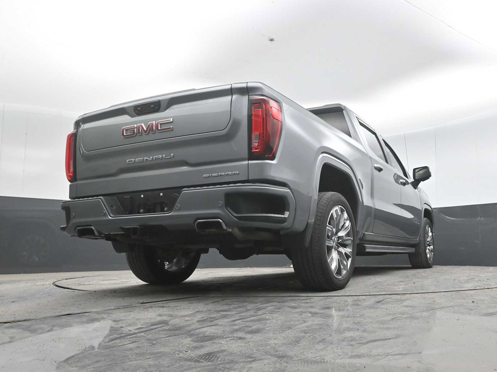 Used 2025 GMC Sierra 1500 Denali w/ Denali Reserve Package AWD/4WD image 50
