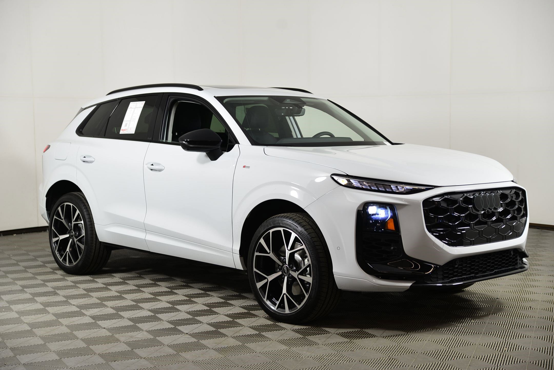 New 2026 Audi Q3 quattro 2.0T image 7