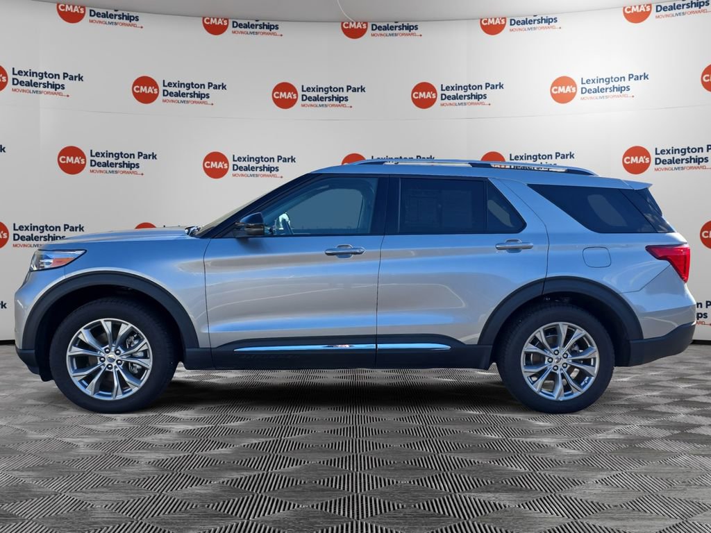 Used 2023 Ford Explorer Limited w/ Equipment Group 301A image 4