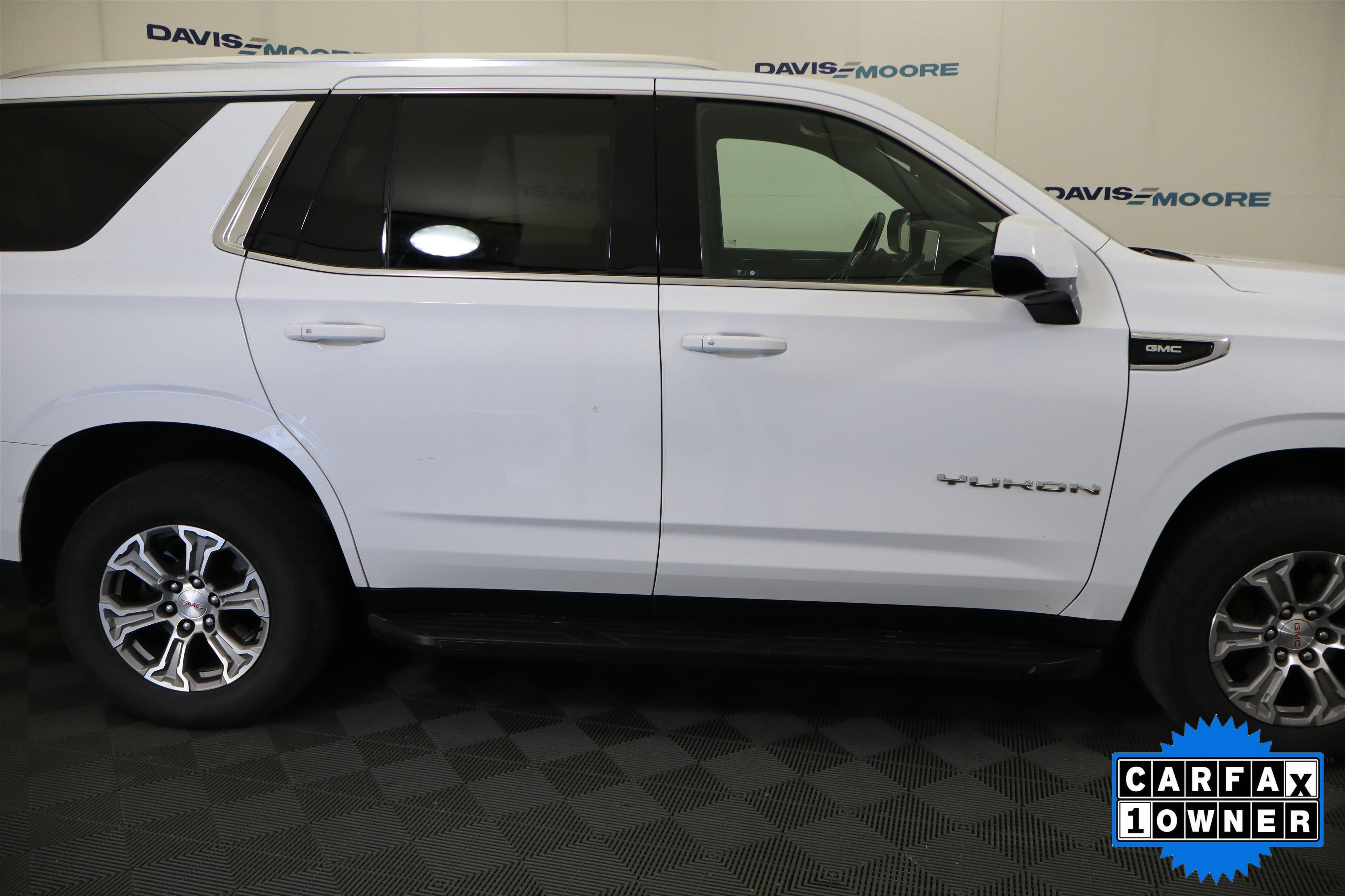 Used 2022 GMC Yukon SLE w/ Gmc Pro Safety Plus Package image 5