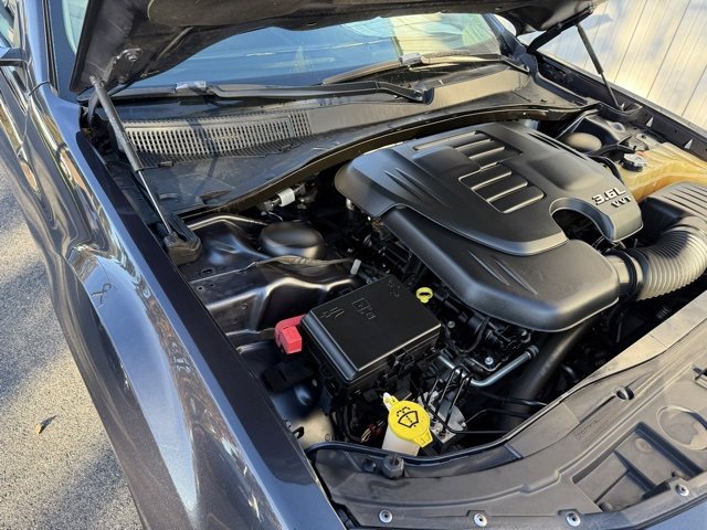 Used 2016 Chrysler 300 C Platinum w/ Safetytec Plus Group image 9