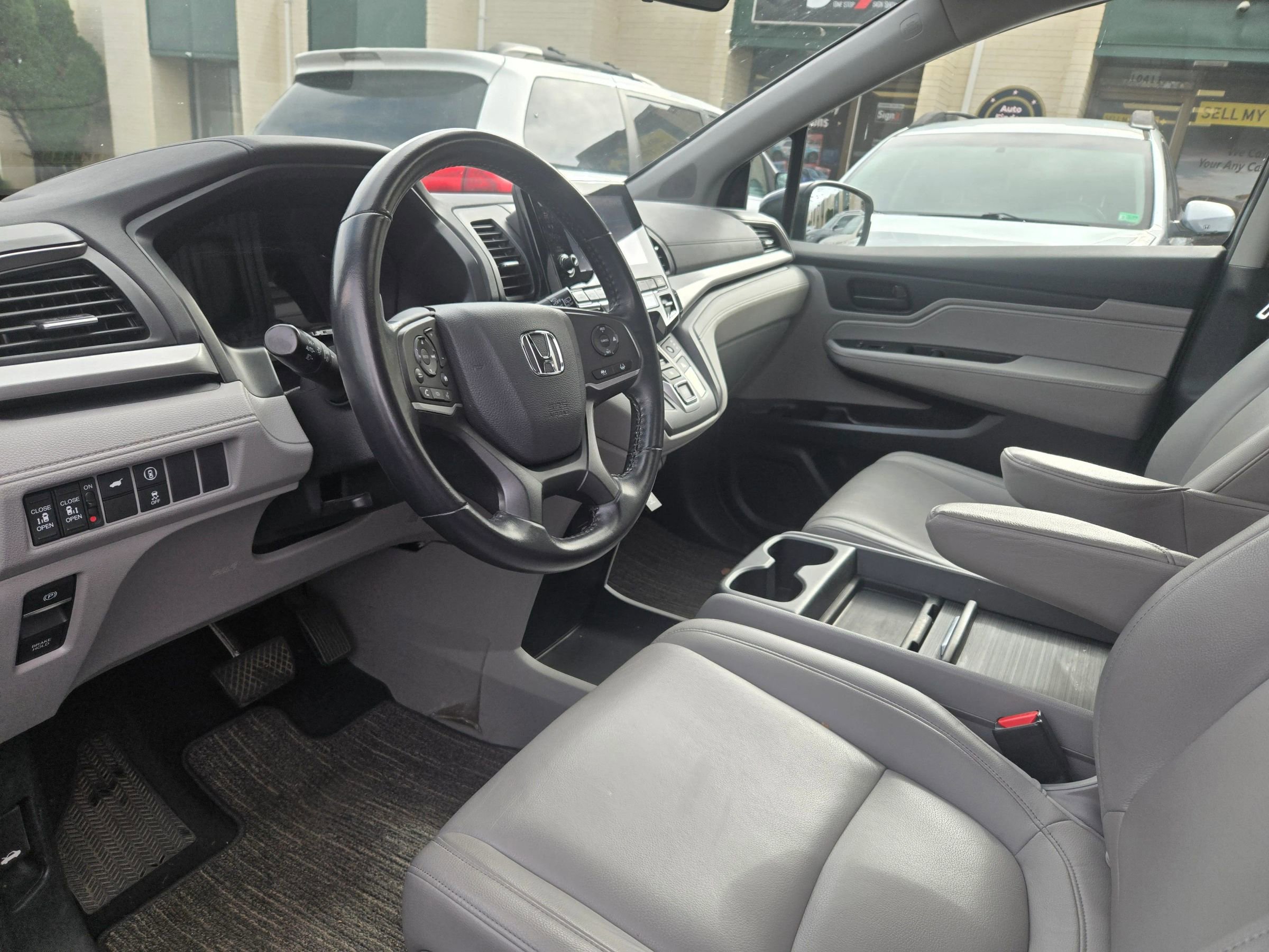 Used 2024 Honda Odyssey EX-L image 17