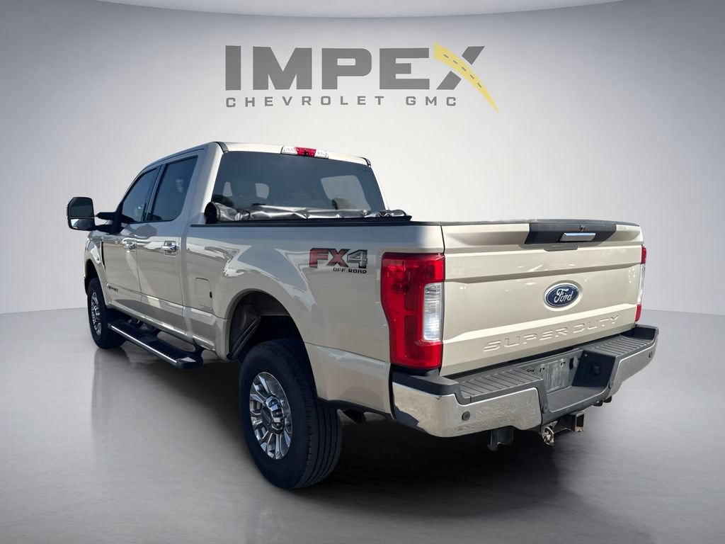 Used 2017 Ford F250 XLT w/ XLT Premium Package AWD/4WD image 3