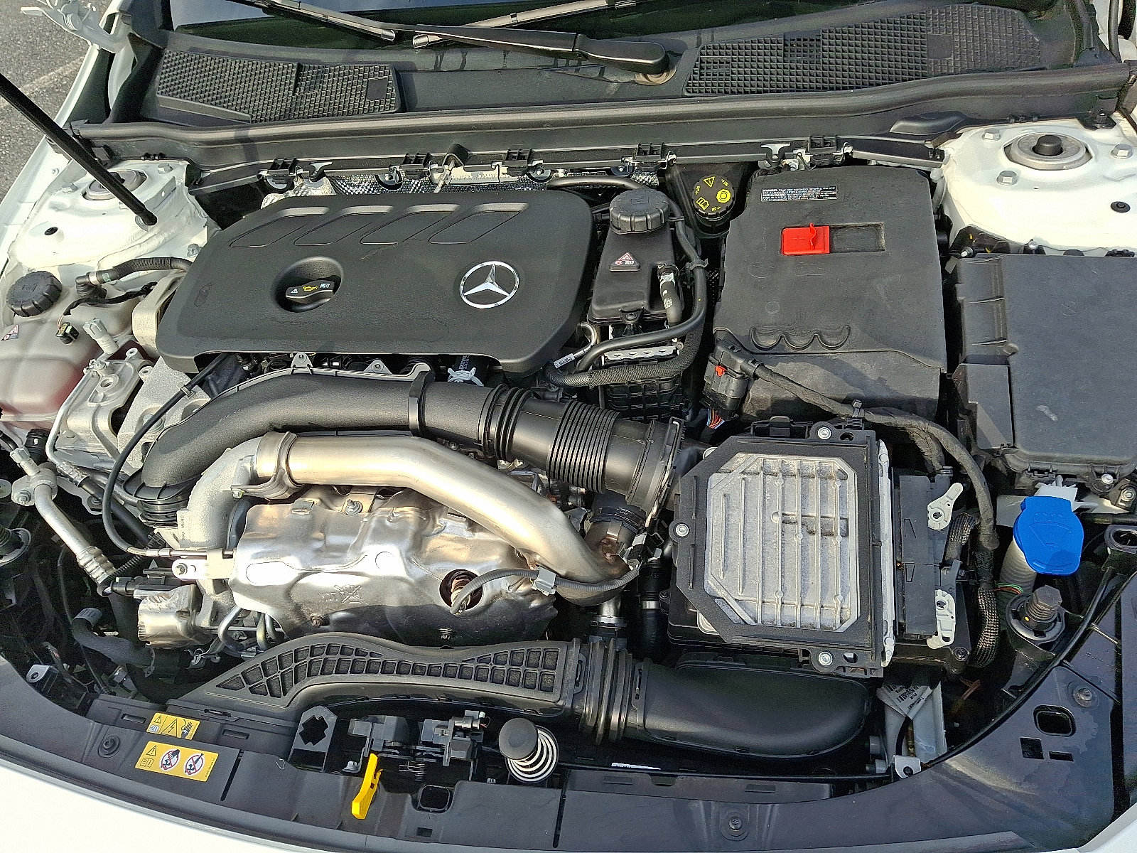 Certified 2025 Mercedes-Benz CLA 250 4MATIC image 28