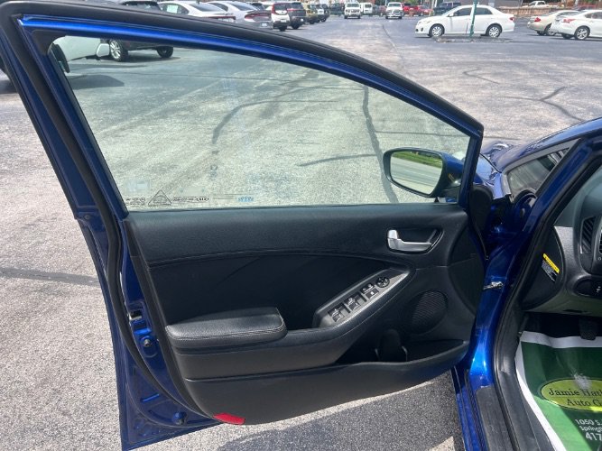 Used 2018 Kia Forte LX FWD image 15