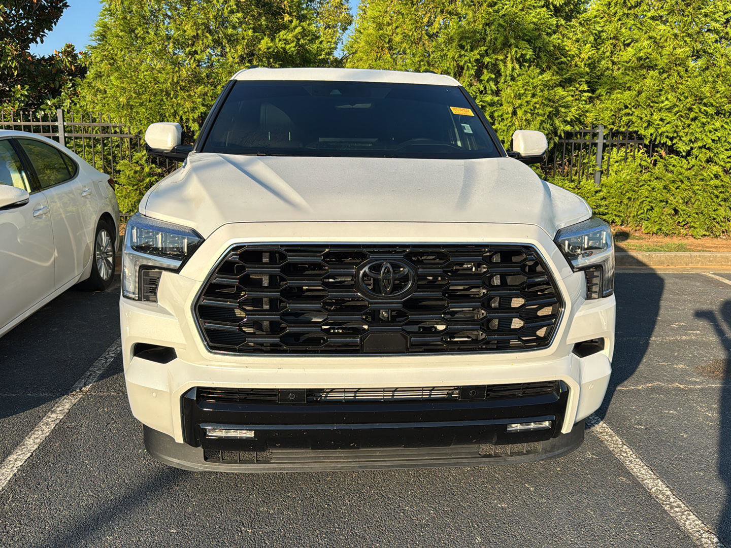 Used 2025 Toyota Sequoia Platinum image 3
