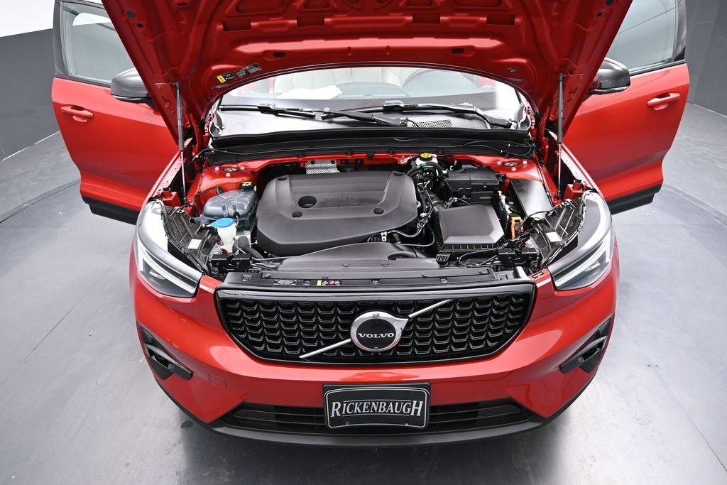 Used 2024 Volvo XC40 B5 Plus w/ Climate Package AWD/4WD image 21