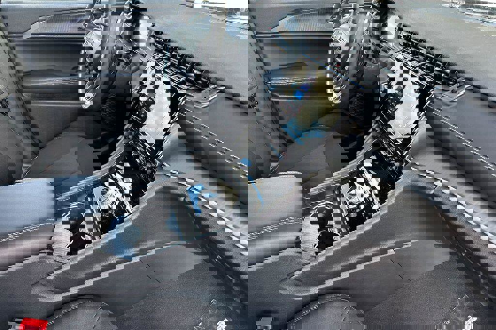 New 2025 Jeep Grand Cherokee Laredo X w/ Luxury Tech Group I image 16