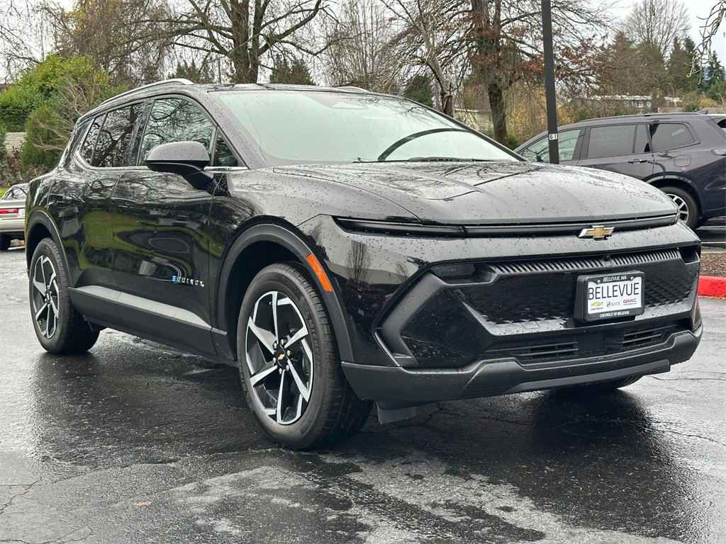 New 2026 Chevrolet Equinox EV LT image 7