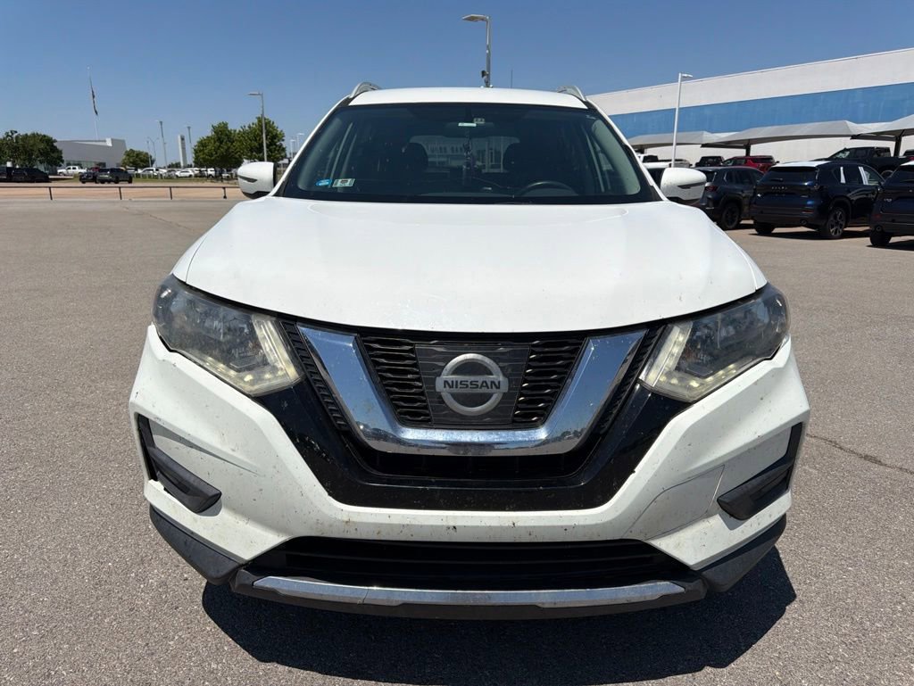 Used 2017 Nissan Rogue SV AWD/4WD image 8