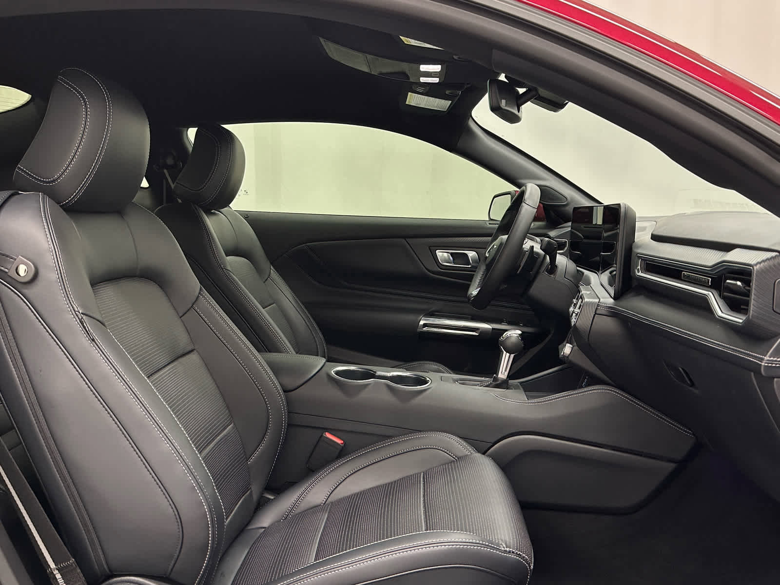 Used 2025 Ford Mustang GT Premium image 16