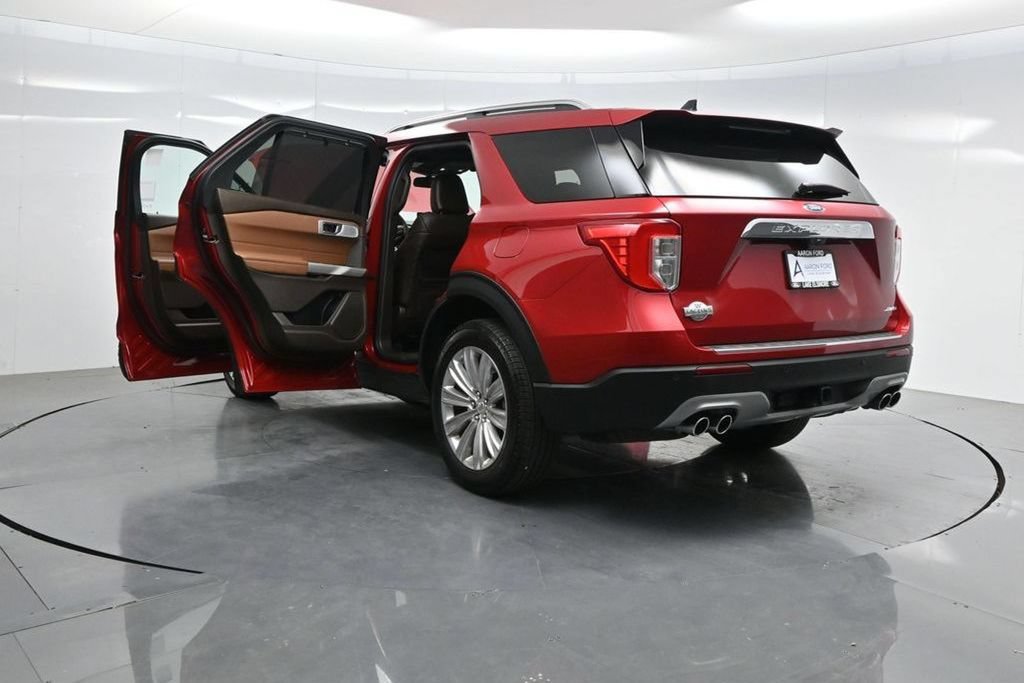 Used 2024 Ford Explorer King Ranch w/ Technology Package AWD/4WD image 50