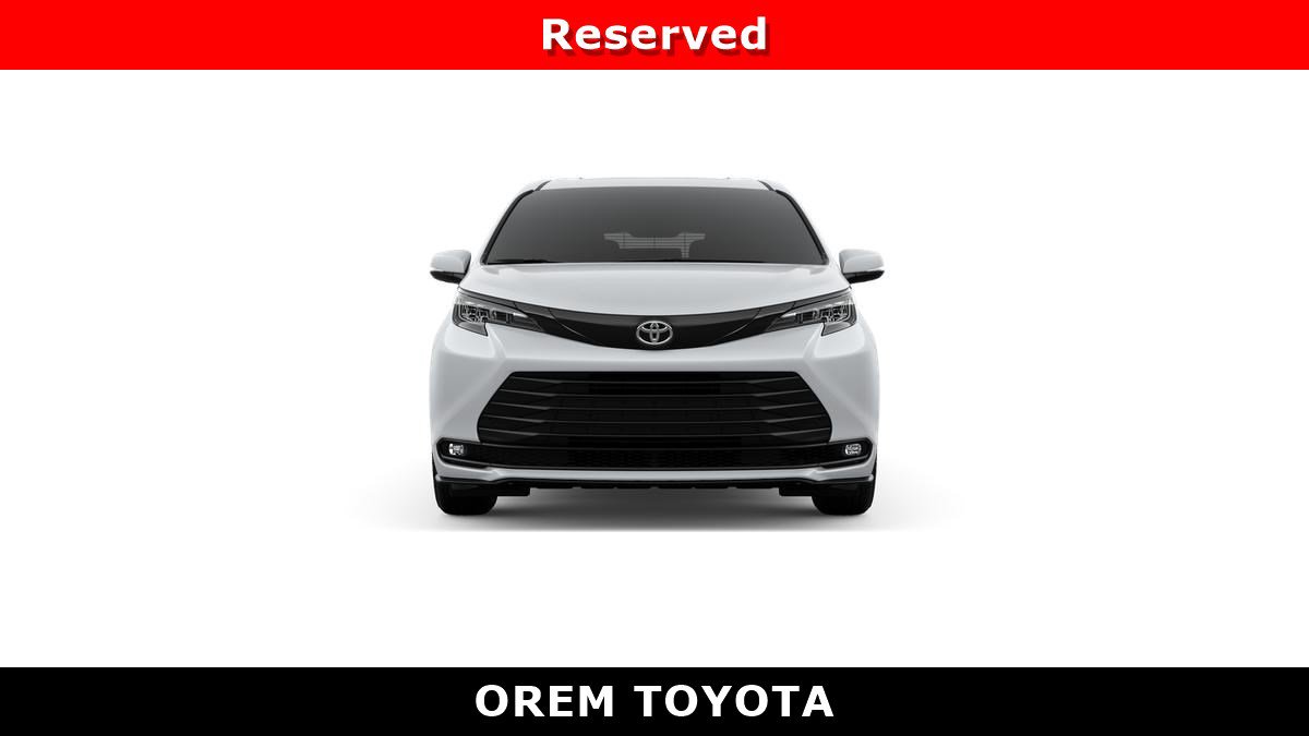New 2026 Toyota Sienna XLE Woodland Edition AWD/4WD image 17