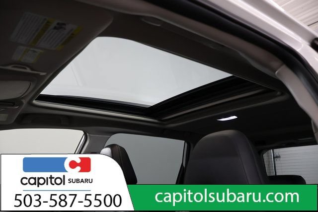 Used 2023 Subaru Forester Limited AWD/4WD image 15