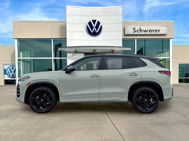 New 2026 Volkswagen Tiguan SE R-Line image 1