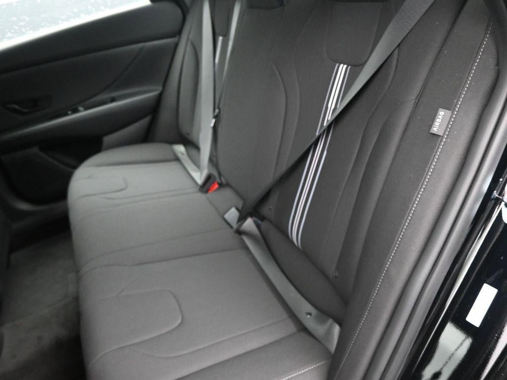 New 2026 Hyundai Elantra Sport image 21