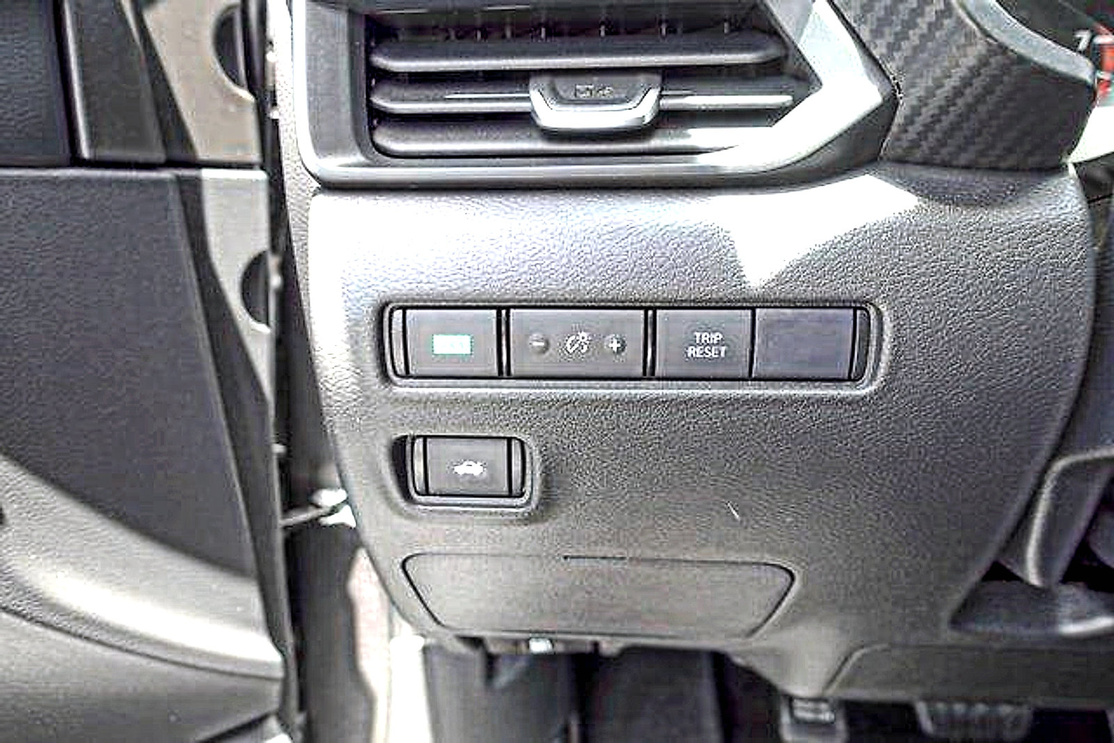 Used 2024 Nissan Sentra S FWD image 12