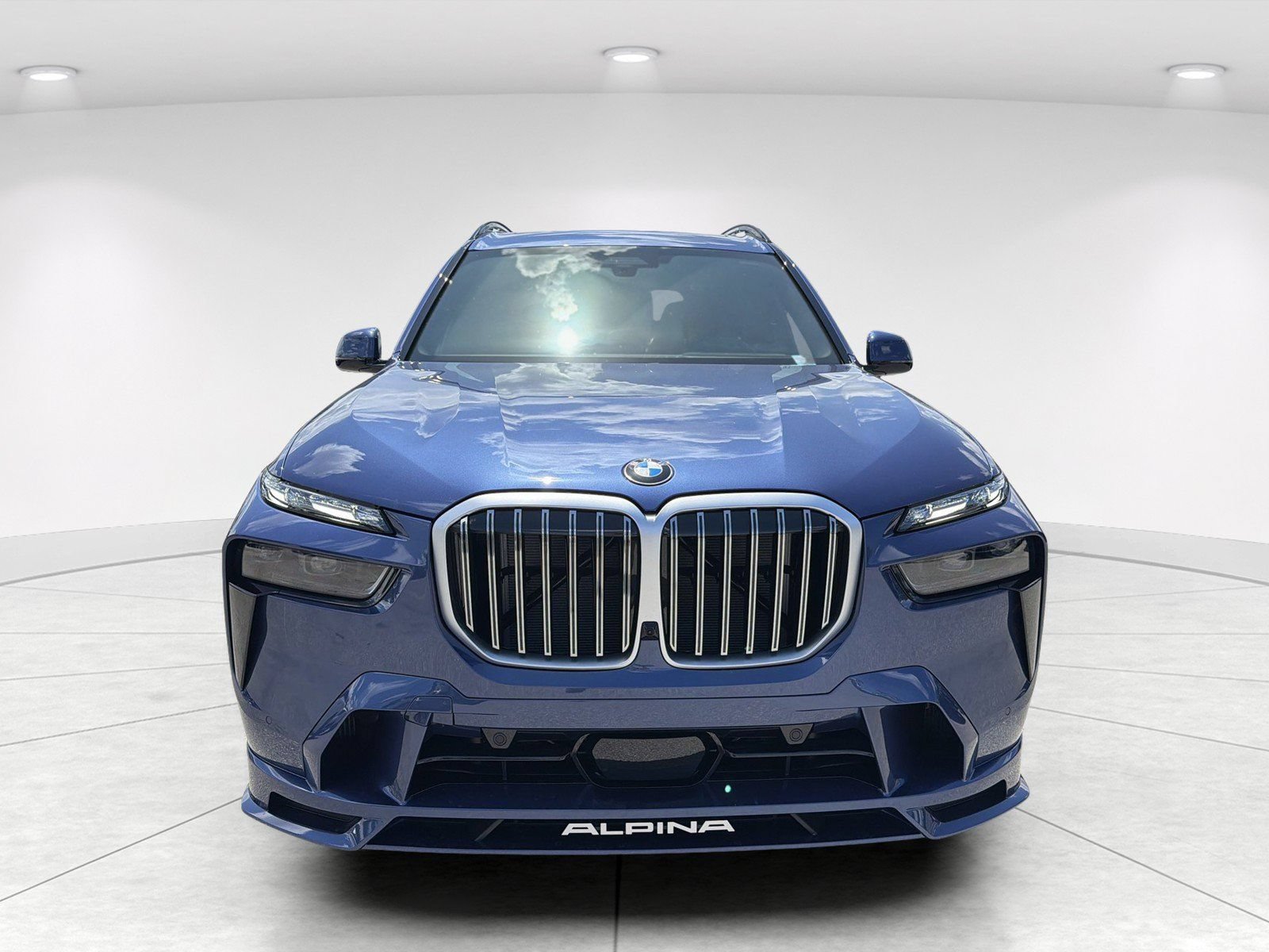 New 2026 BMW ALPINA XB7 AWD/4WD video 2