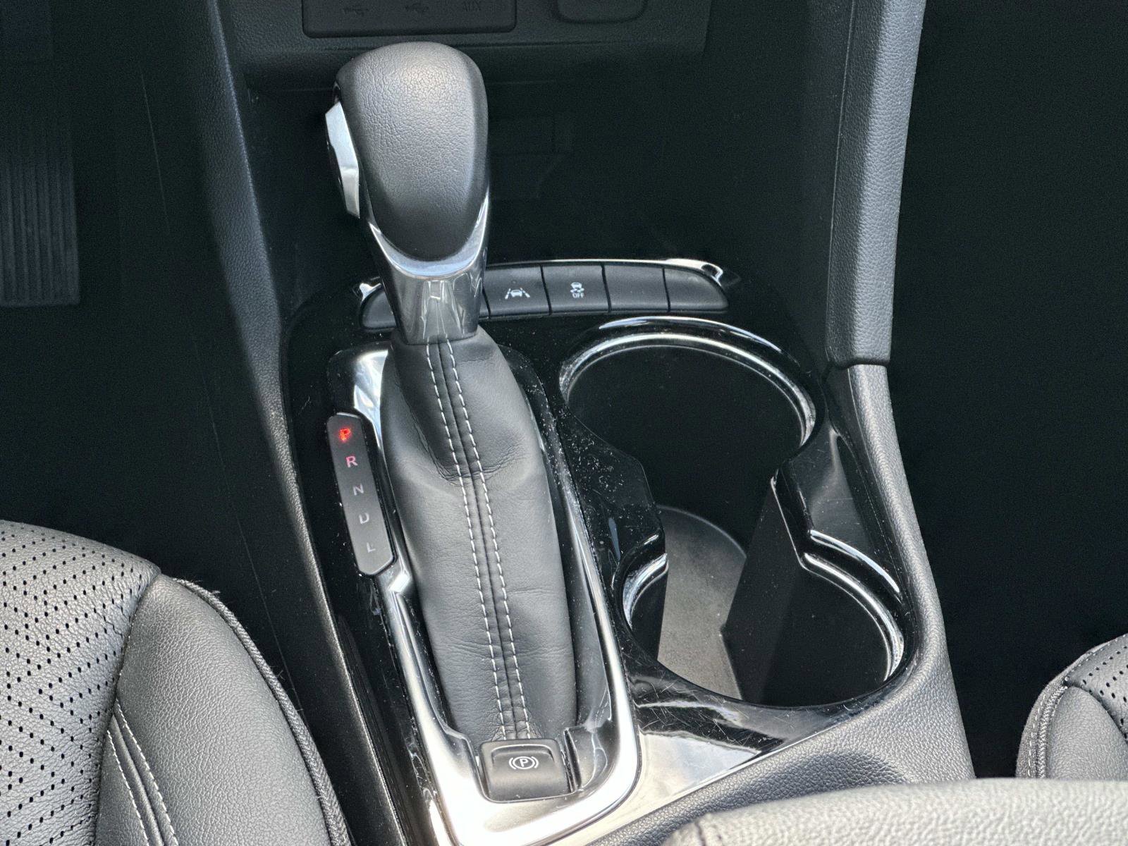 Used 2023 Buick Encore GX Essence w/ Experience Buick Package image 24