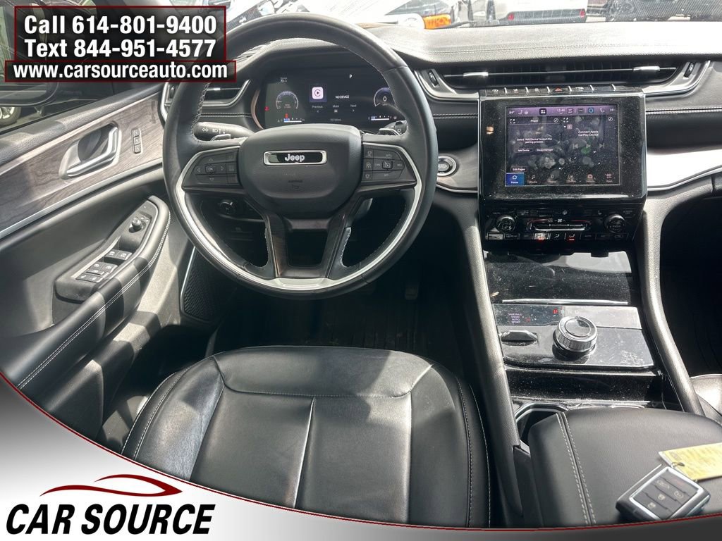 Used 2022 Jeep Grand Cherokee L Limited w/ Black Appearance Package image 13