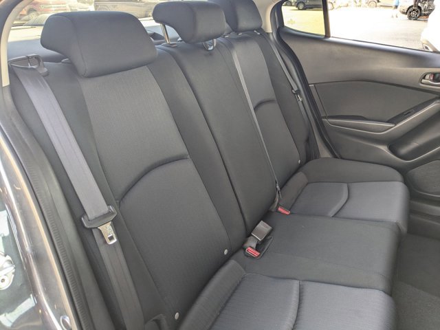 Used 2016 MAZDA MAZDA3 i Sport image 18