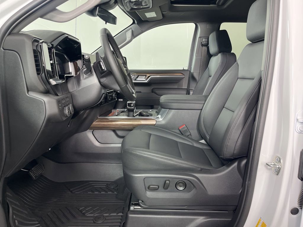 New 2026 Chevrolet Silverado 1500 LT Trail Boss AWD/4WD image 25