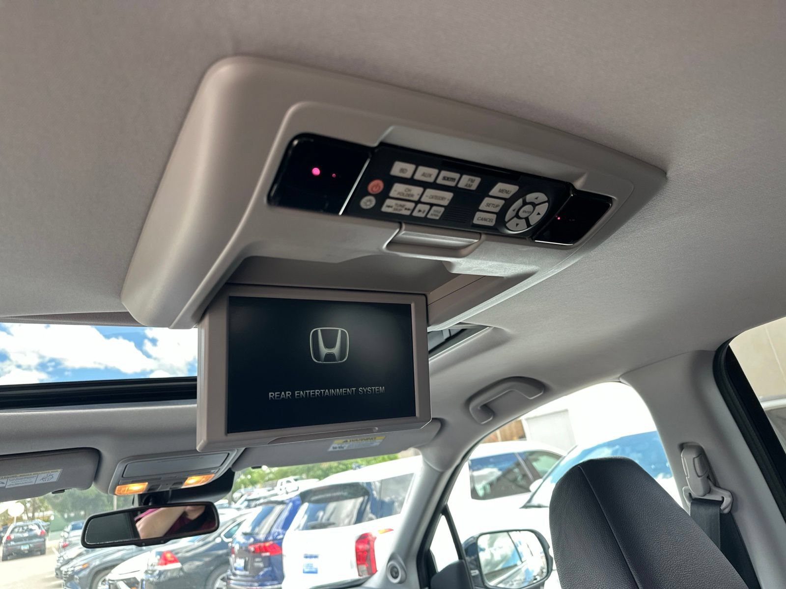 Used 2016 Honda Pilot Touring image 24