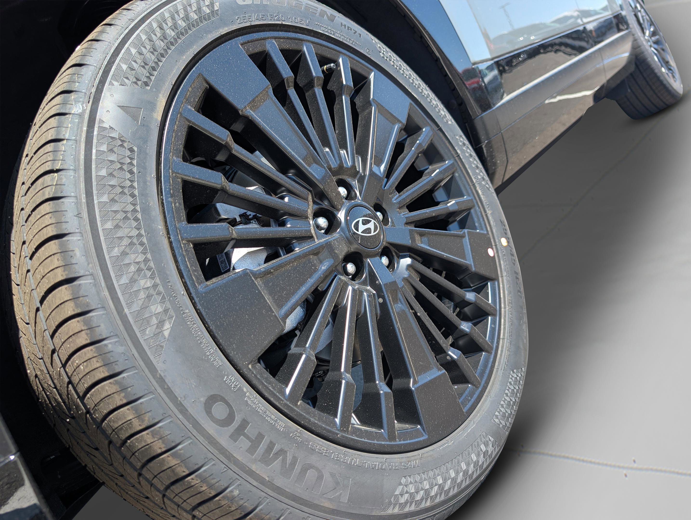 New 2026 Hyundai Santa Fe Calligraphy image 9