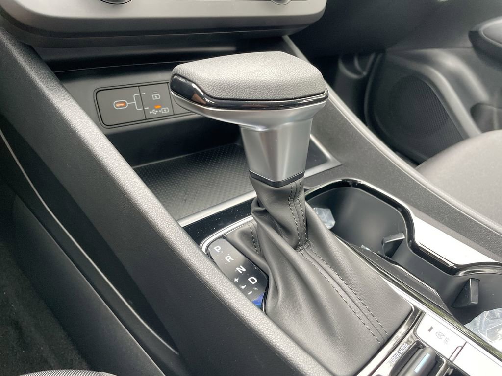 Certified 2025 Hyundai Tucson SE image 46