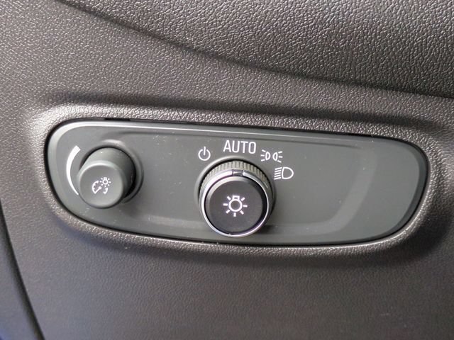Certified 2024 Chevrolet Equinox LT FWD image 23