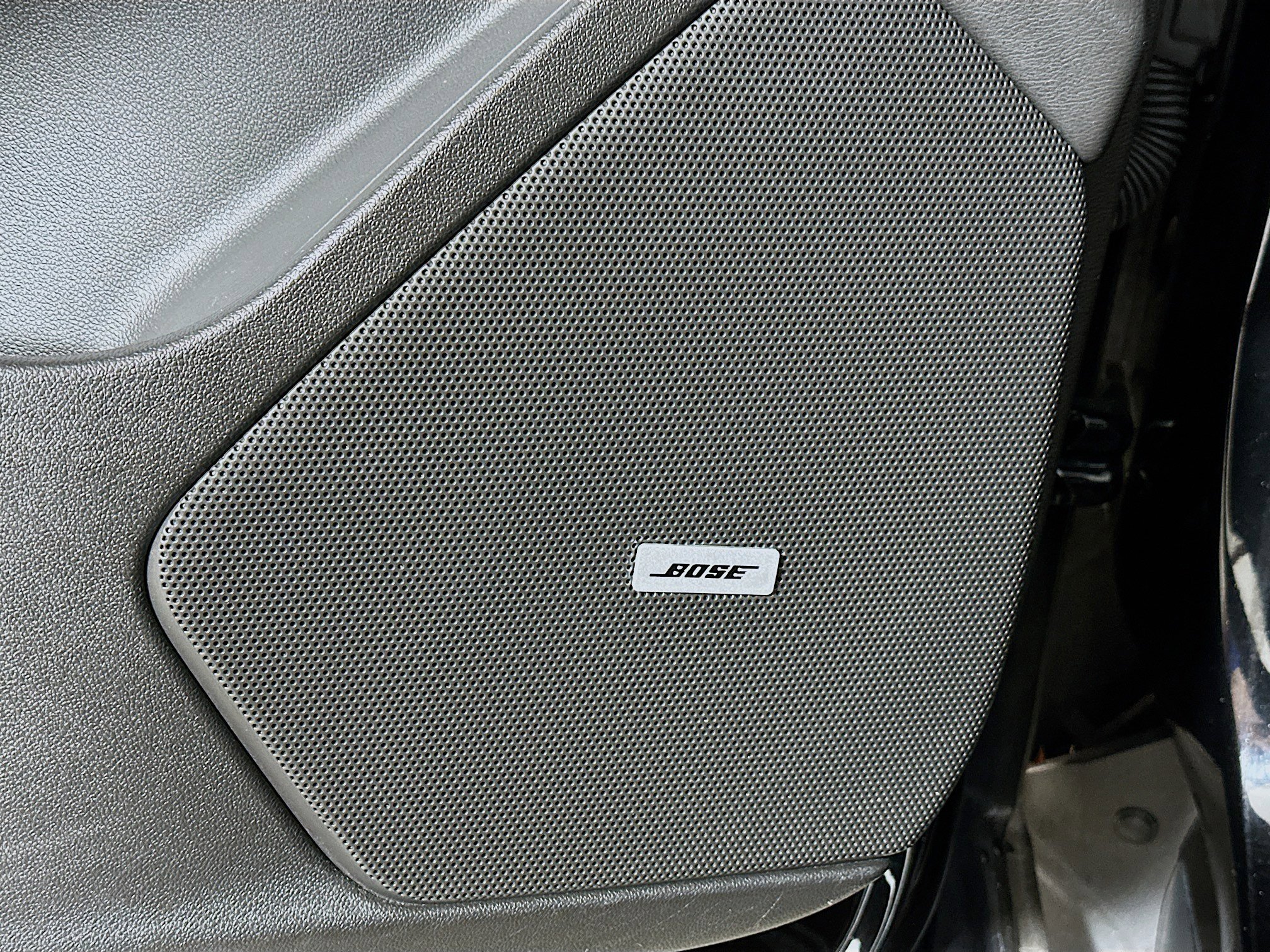 Used 2022 Cadillac XT6 Premium Luxury w/ Technology Package image 18