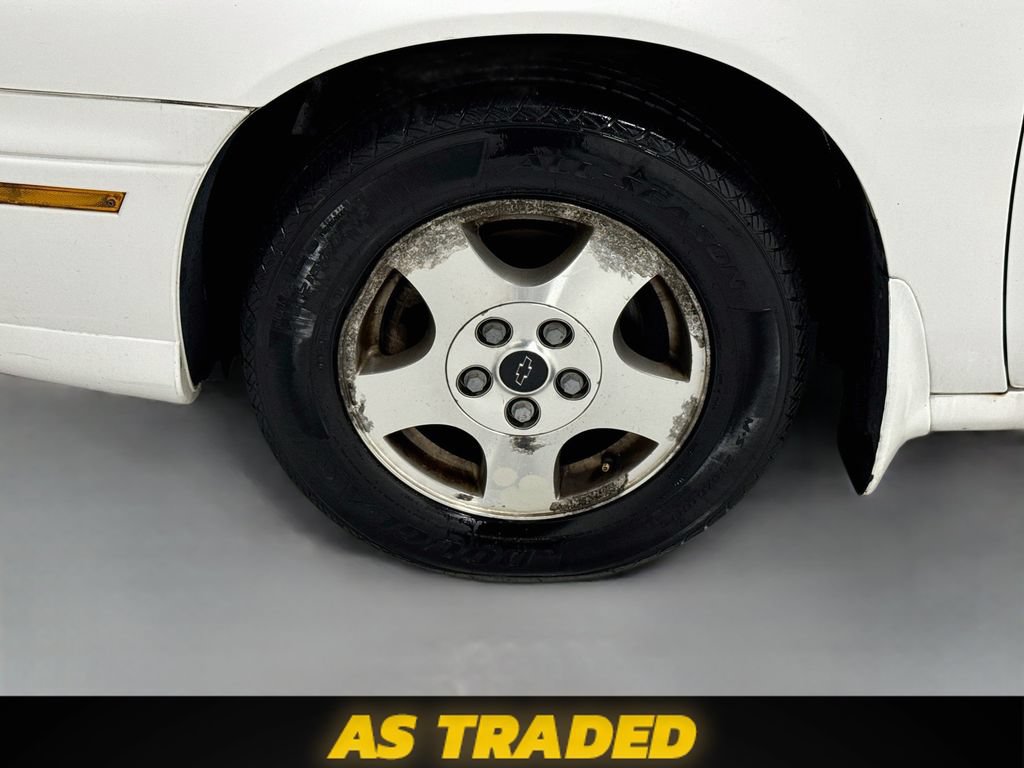 Used 2002 Chevrolet Malibu LS w/ Preferred Equipment Group 1 FWD image 30