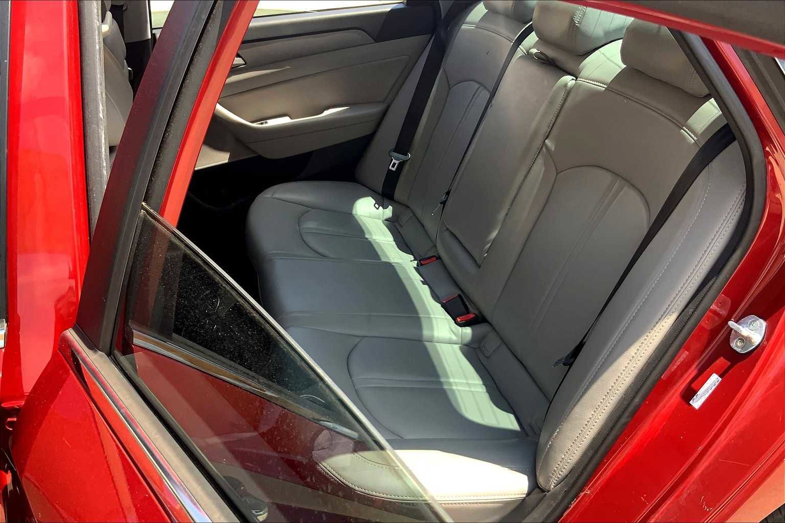 Used 2016 Hyundai Sonata SE image 21