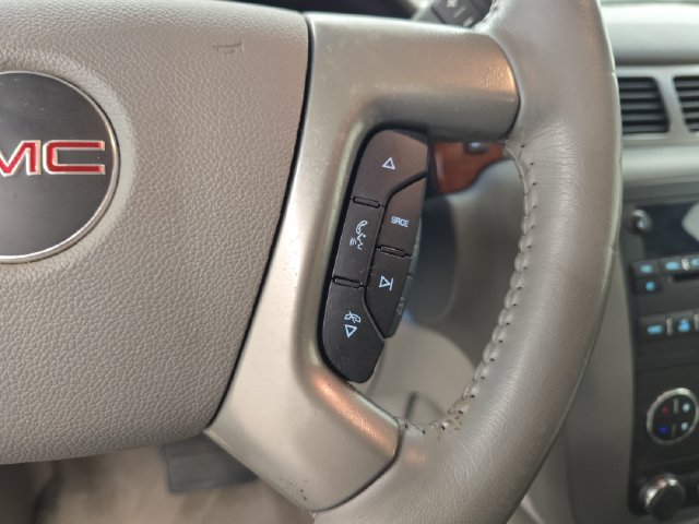 Used 2014 GMC Yukon SLT AWD/4WD image 28