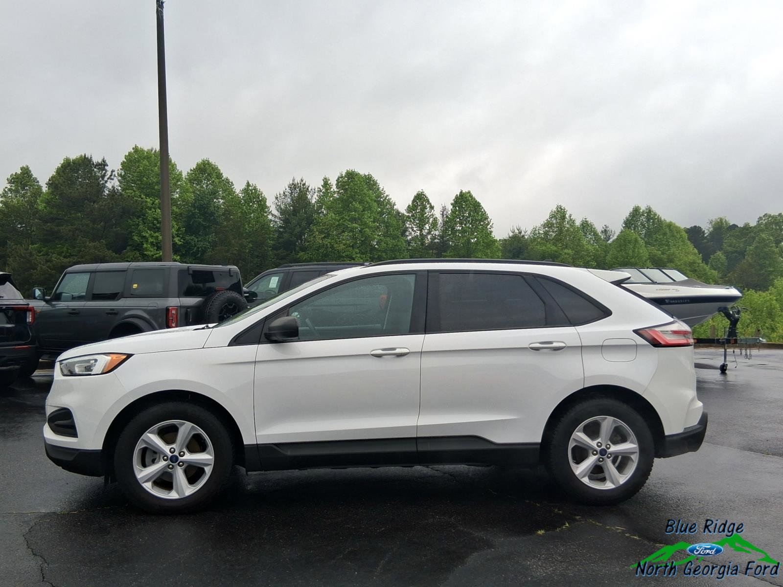 Used 2020 Ford Edge SE FWD video 2