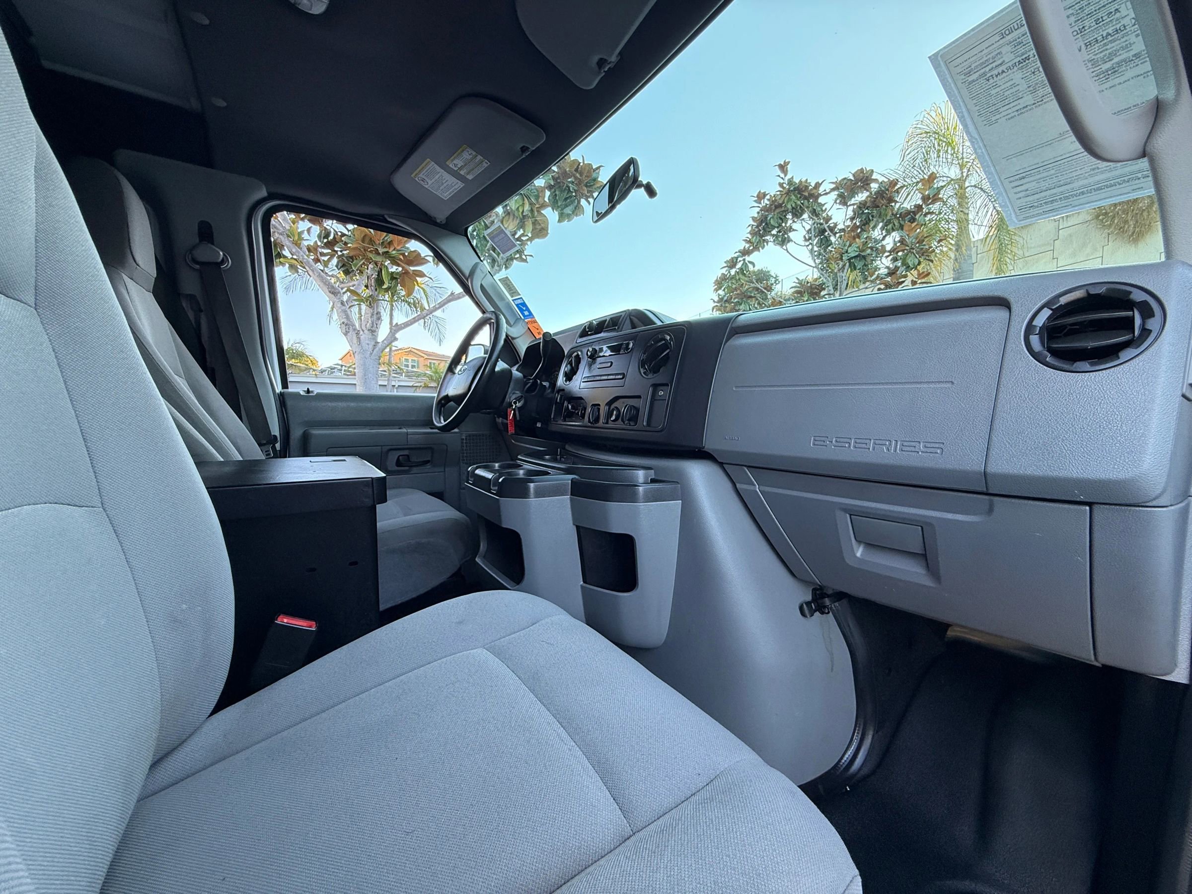 Used 2014 Ford E-150 and Econoline 150 w/ Power Group image 13