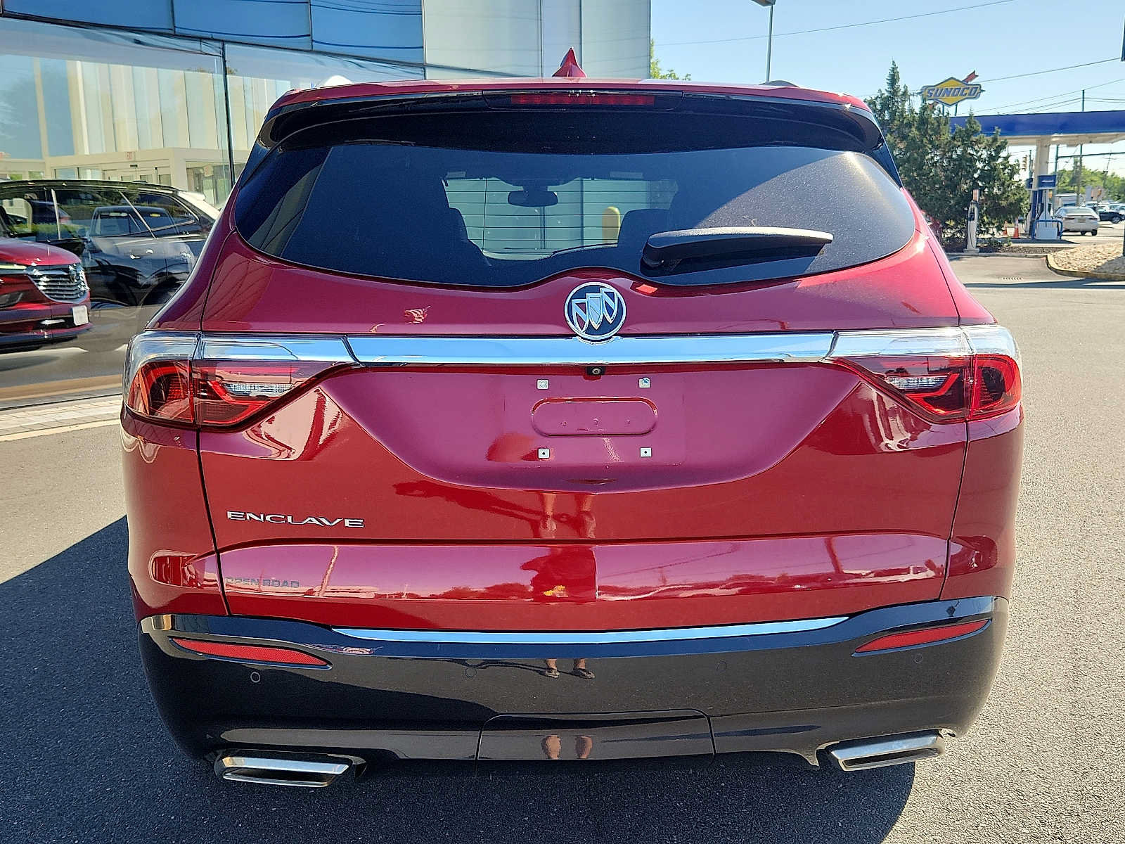 Used 2023 Buick Enclave Essence FWD image 5