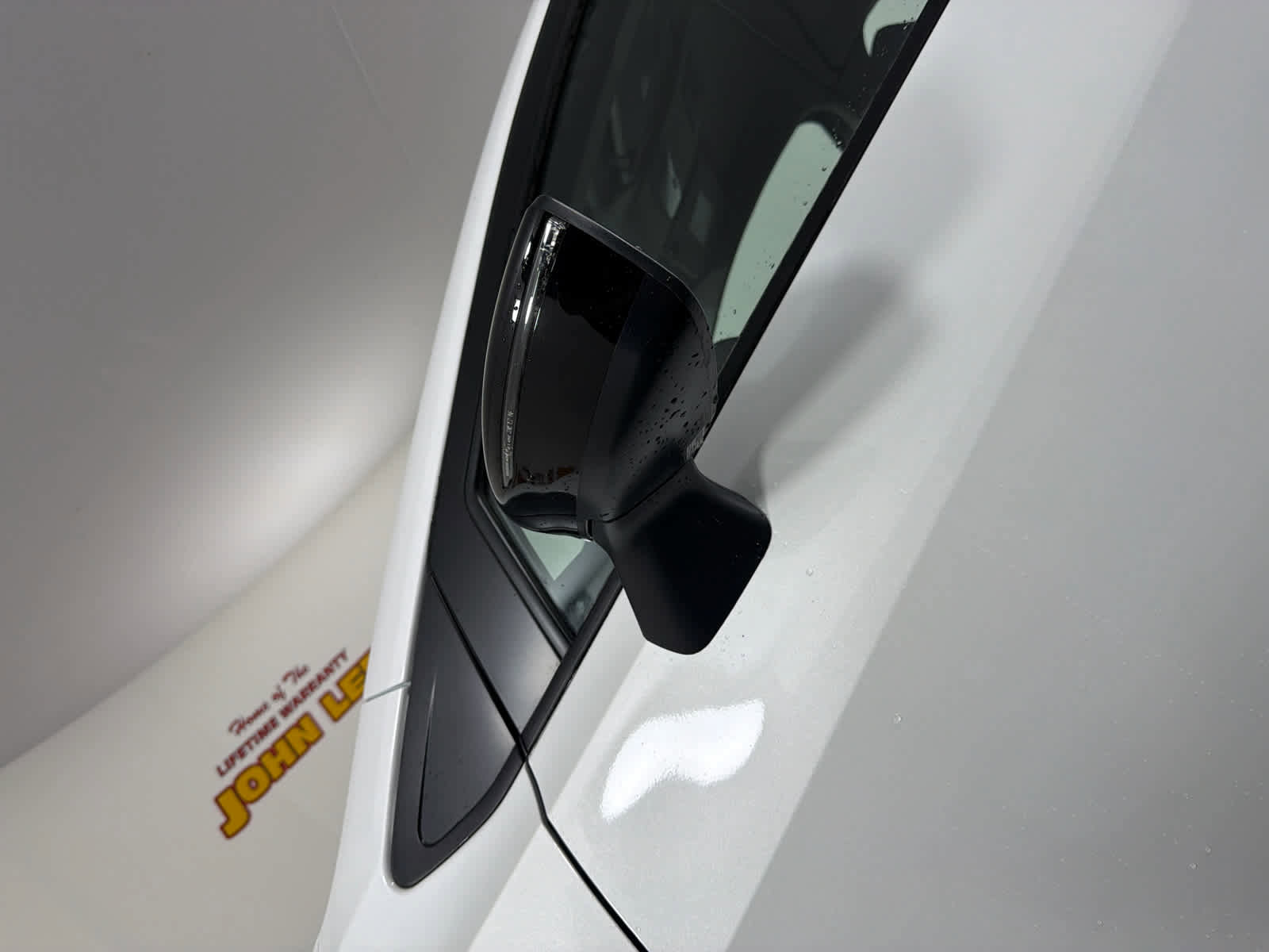 New 2025 Nissan Versa SR w/ Trunk Package image 13