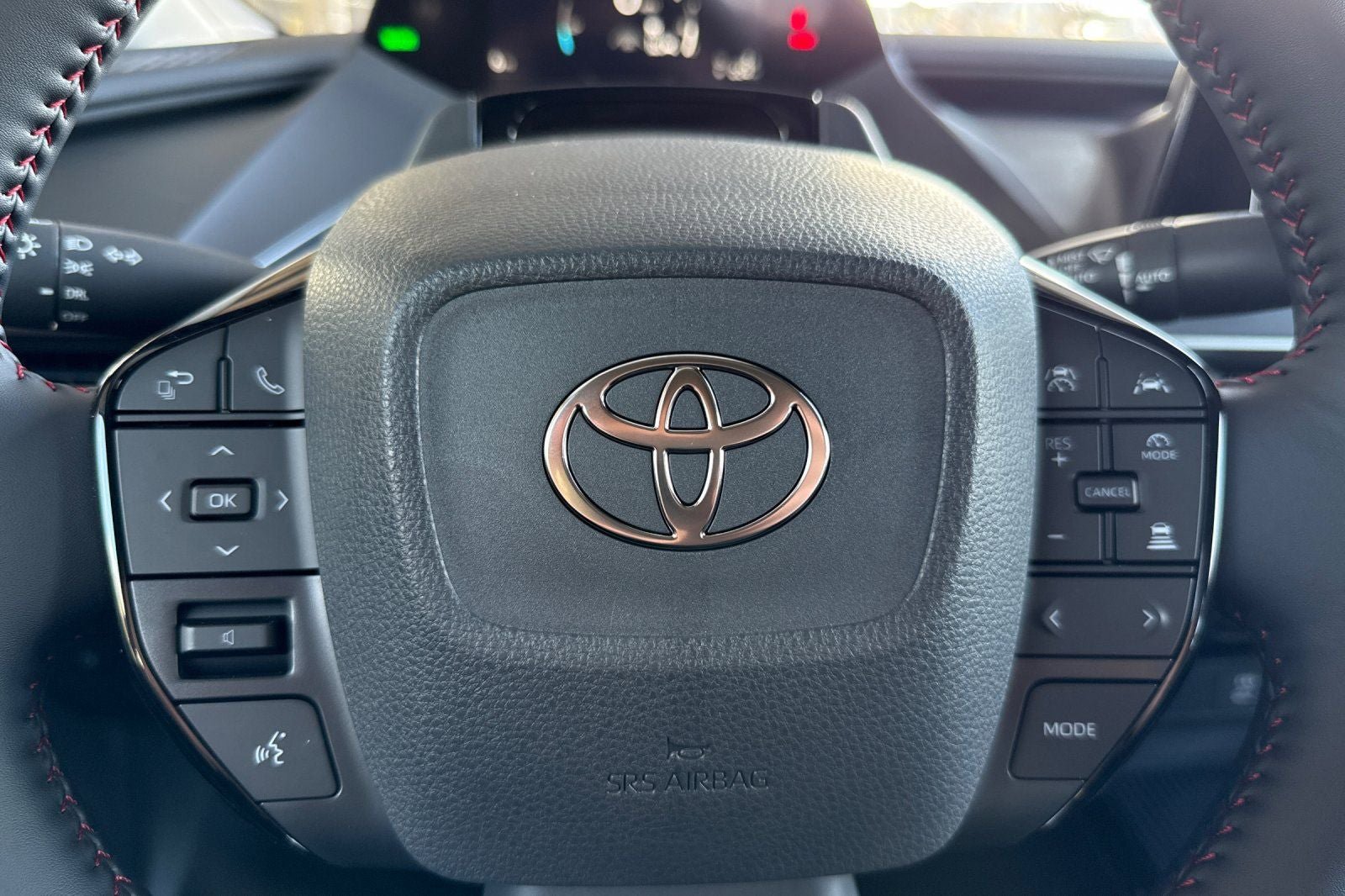 New 2026 Toyota Prius Plug-In Hybrid FWD image 25