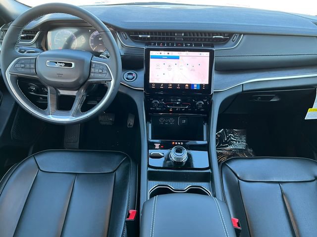 New 2025 Jeep Grand Cherokee L Limited image 3