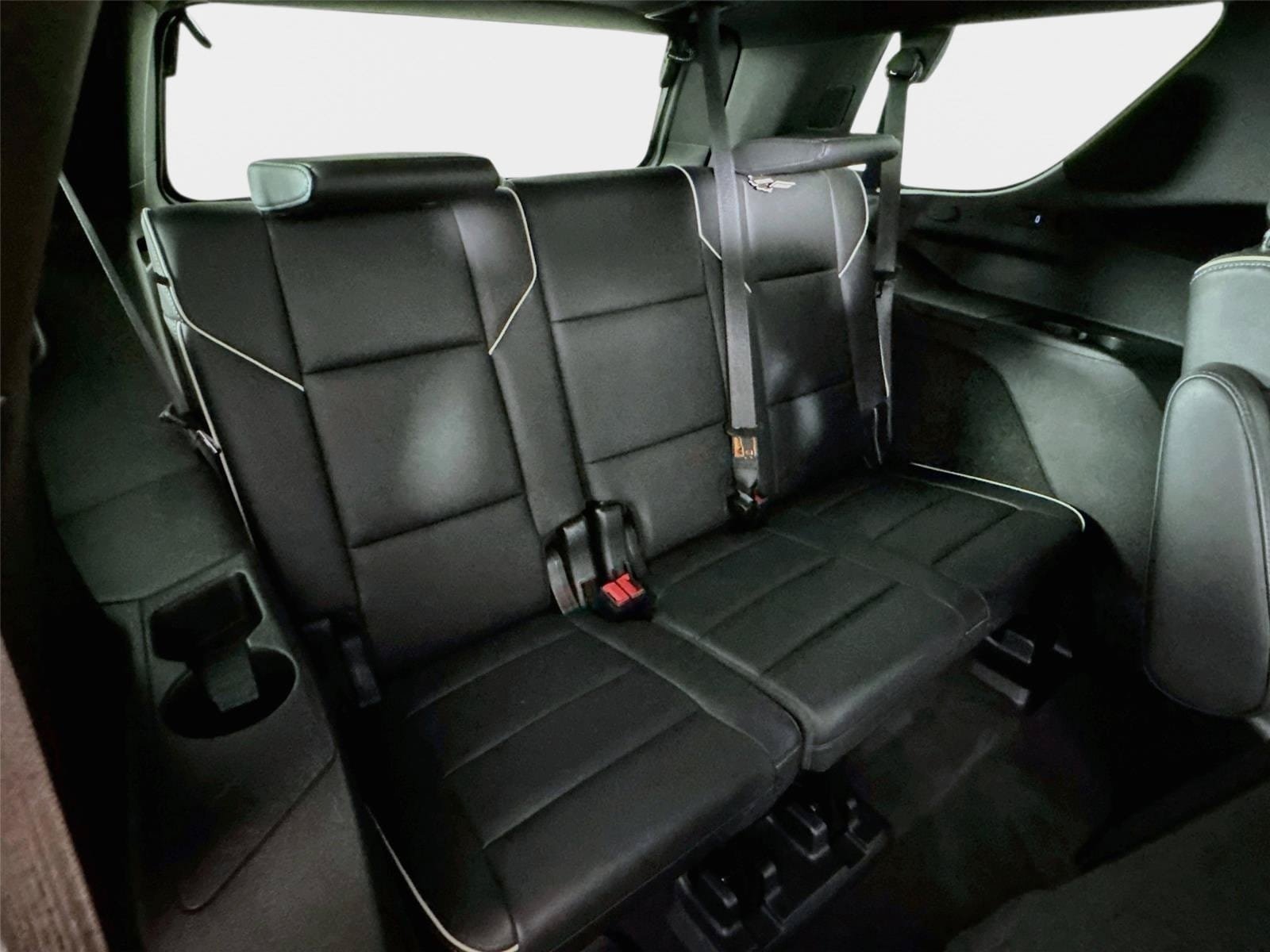 Used 2023 Cadillac Escalade Premium Luxury RWD image 30