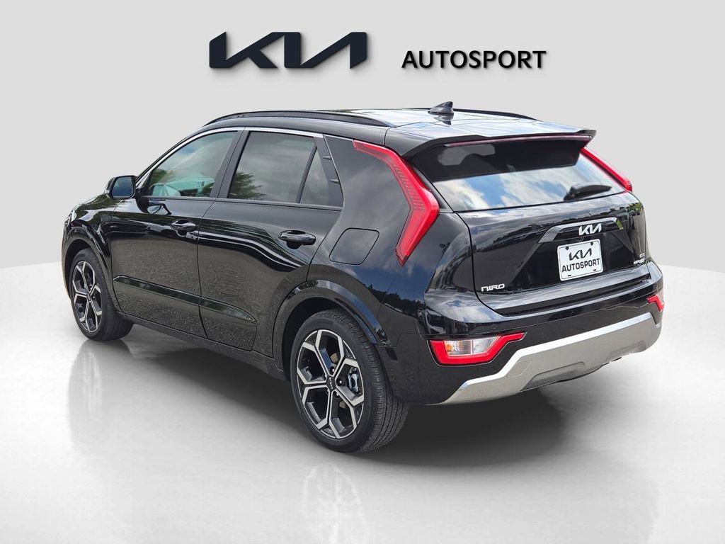 New 2025 Kia Niro EX Touring image 10