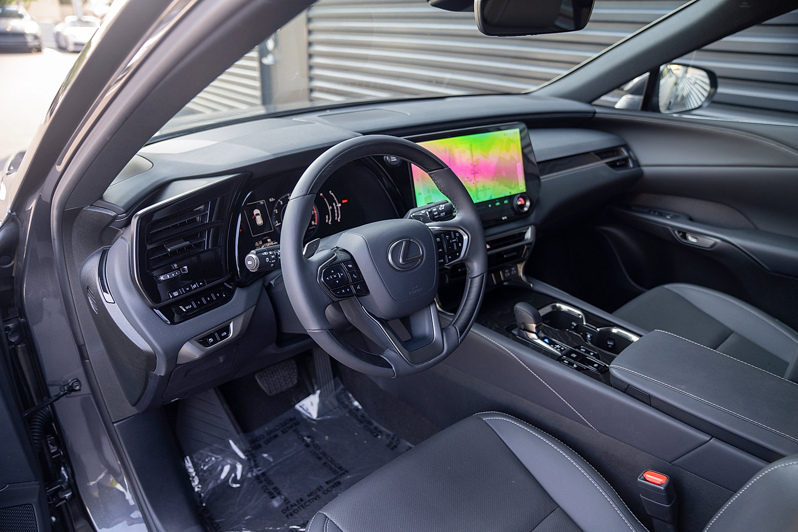 Used 2024 Lexus RX 350 Premium w/ Accessory Package (Z1) AWD/4WD image 4
