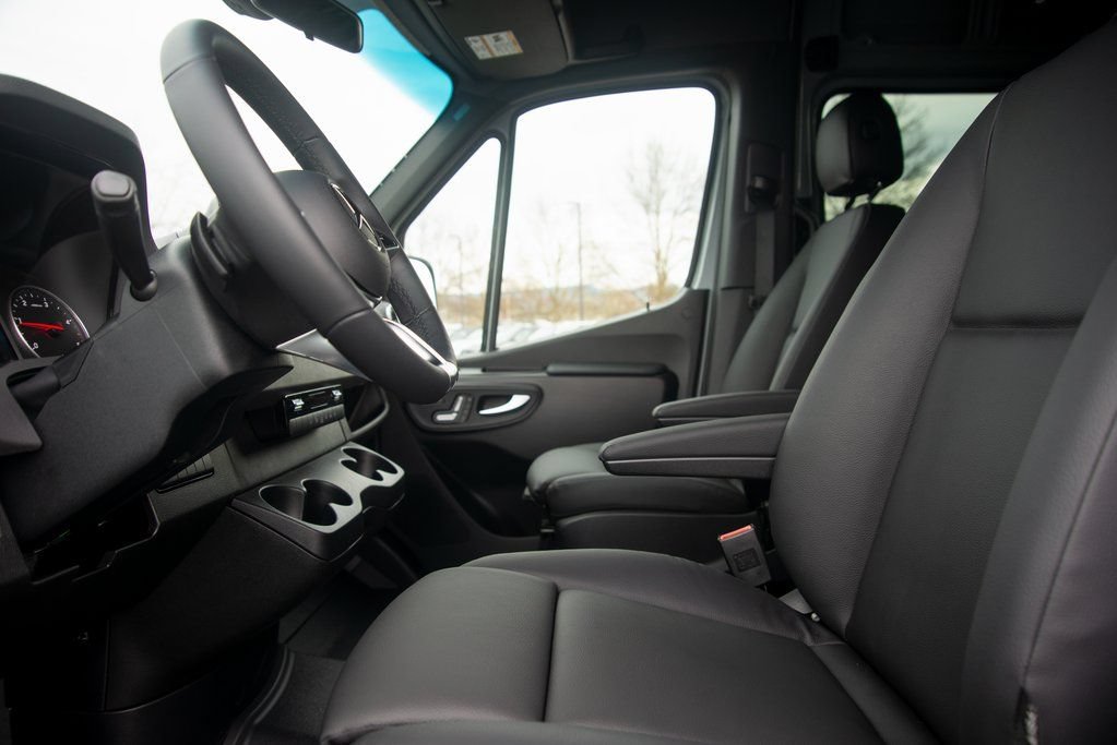 New 2025 Mercedes-Benz Sprinter 2500 image 17