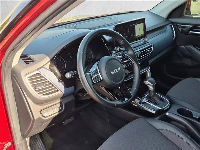 Used 2022 Kia Seltos S FWD image 10