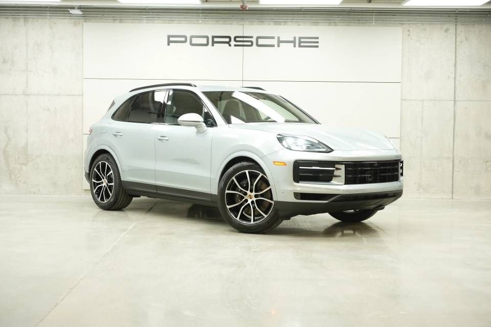 New 2026 Porsche Cayenne image 9