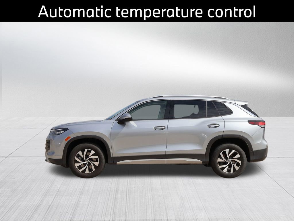 Used 2025 Volkswagen Tiguan S AWD/4WD image 6