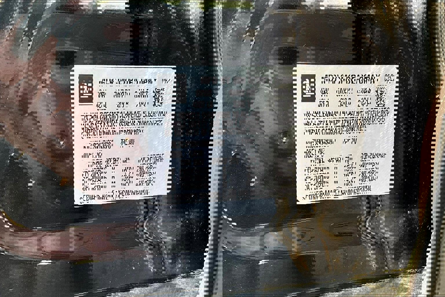 Used 2022 Chevrolet Trax LT w/ LT Convenience Package image 11