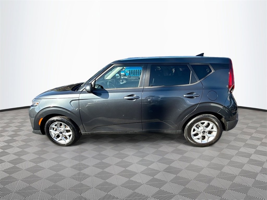 Used 2021 Kia Soul S image 9