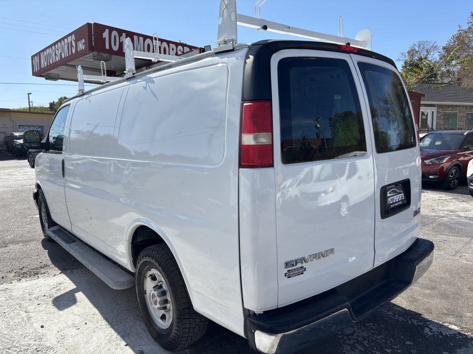 Used 2018 GMC Savana 2500 w/ Driver Convenience Package RWD image 5